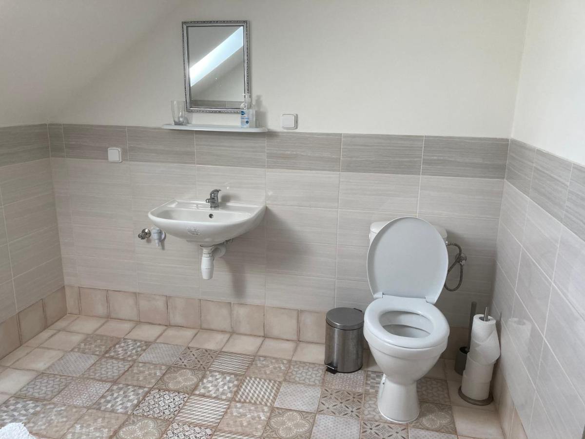 דירות Jetřichovice Apartman Restaurace Praha מראה חיצוני תמונה